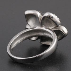Flower Shape Stainless Steel <b>Ring</b> Micro Inlaid <b>Crystal</b> Unisex Everyday Wear White Color - Product Image 2