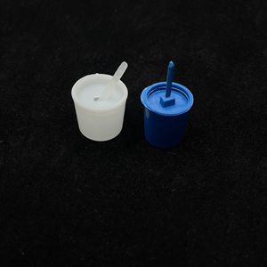Wei Hong 5ml PP <b>Plastic</b> Stool Collection <b>Cup</b> Split Top Medical Lab Use - Product Image 1