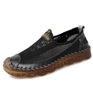 Chaussures Aquatiques Homme Séchage Rapide Légères à Enfiler Sandales de Plage Respirantes Tige en Maille Chaussures de Marche de Haute Qualité Vente en Gros - Product Image 4