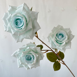 Meilleures ventes de fleurs artificielles en soie, rose à 3 têtes, rose artificielle blanc ivoire pour la décoration de mariage et de fête - Product Image 1