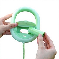 Laisse rétractable automatique pour chien et chat, poignée ronde antidérapante en ABS avec compartiment latéral pour sacs à déjections, laisse en nylon pour animaux de compagnie, vente en gros d'usine