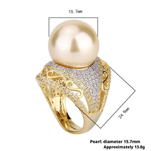 เครื่องประดับแฟชั่น แหวนทองชุบดีไซน์เก๋ ปรับขนาดได้ ประดับมุกเปลือกหอย 16 มม. สองสี ผลิตจากทองแดงที่เป็นมิตรต่อสิ่งแวดล้อม สำหรับผู้หญิง - Product Image 2