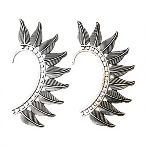 Diseño de hoja Puños de oreja Joyería de fiesta Moda Plateado Un par de puños de oreja para mujer - Product Image 1