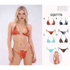 Set Bikini SQ67776 Taglie Forti 42 44 46 48 con Top Halter Stampato e Slip con Laccetti Laterali, Costumi da Bagno Donna, Abbigliamento da Spiaggia - Product Image 1