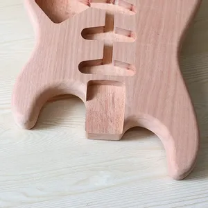 Corps de guitare en acajou non fini, style Stratocaster, pièce à personnaliser en DIY - Product Image 4