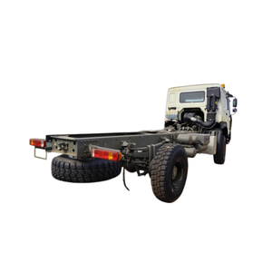<span class=keywords><strong>รถ</strong></span>บรรทุกสินค้าขับเคลื่อนสี่ล้อ Sinotruk Howo 4X4 รุ่น HW76 แค็บ WD615.62 266 แรงม้า <span class=keywords><strong>รถ</strong></span>บรรทุกพื้นเรียบสำหรับตลาดแอฟริกาและตะวันออกกลาง - Product Image 5