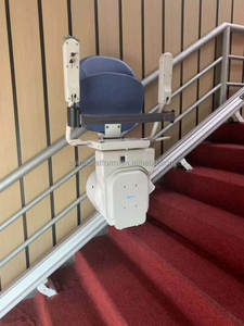 <span class=keywords><strong>Monte</strong></span>-<span class=keywords><strong>escalier</strong></span> incurvé certifié CE, faible bruit, pour usage domestique, offrant une mobilité sans effort - Product Image 2