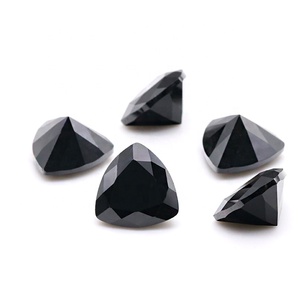 Prezzo all'ingrosso <span class=keywords><strong>di</strong></span> Yingma 4*4mm-10*10mm migliori pietre Cz trilioni <span class=keywords><strong>di</strong></span> forma <span class=keywords><strong>di</strong></span> zirconi <span class=keywords><strong>di</strong></span> <span class=keywords><strong>colore</strong></span> <span class=keywords><strong>nero</strong></span> pietre sciolte Cz per gioielli - Product Image 2