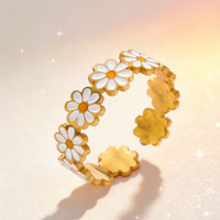 Bague Marguerite en Acier Inoxydable en Gros, Manchette Ouverte avec Fleur Émaillée pour Femme, Collier Couple Acero Ganku