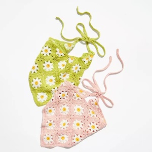 Q & Y donna primavera estate accessori per capelli fatti a mano fazzoletto per capelli margherita girasole motivo uncinetto triangolare Bandana fascia - Product Image 5