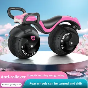 Patinete de Equilibrio Alica New Balance con Ruedas Universales de Plástico Resistente, Modelo 706, para Niños de 1 a 3 Años - Product Image 2