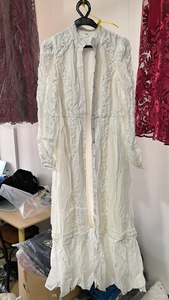 Déstockage de Robes Haut de Gamme pour Femmes – Soldes sur Tailles en Fin de Stock - Product Image 3