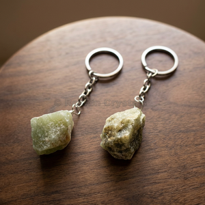 Natural rough <b>crystal</b> keychain Transparent green keychain 30-45mm <b>crystal</b> <b>key</b> <b>ring</b> Wedding favor keychain Transparent Green - Product Image 2