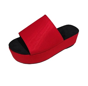 <span class=keywords><strong>Pantoufles</strong></span> à plateforme pour femmes, sabots de jardin, sabots d'été, talons hauts compensés, <span class=keywords><strong>pantoufles</strong></span> à la mode, <span class=keywords><strong>pantoufles</strong></span> compensées pour femmes, 2023 - Product Image 1