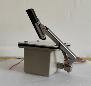 Yuntuo CCTV <span class=keywords><strong>Camera</strong></span> giám sát phụ kiện chuyển đổi hoặc <span class=keywords><strong>RS485</strong></span> điều khiển tùy chỉnh nhỏ bụi kính chắn gió gạt nước cho <span class=keywords><strong>Camera</strong></span> giám sát - Product Image 1