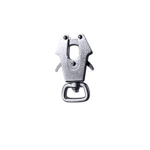 Clip a forma di fibbia a forma di rana per animali domestici con gancio a scatto per moschettone di sicurezza - Product Image 5