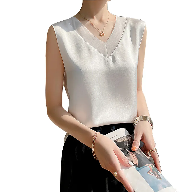 Silk halter vest women summer with satin V-neck over loose oversized bottom sleeveless top