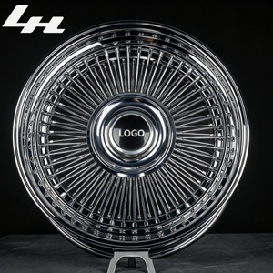 Jantes en fil de fer style <span class=keywords><strong>Lowrider</strong></span> LH |   Rayons et lèvres de roue chromés |   14/15 pouces |   Design à fond profond |   Brillant et poli |   pour voitures anciennes - Product Image 1