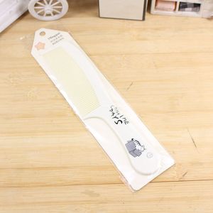Peine de Pelo de Plástico con Diseño de Dibujos Animados, Colores Variados, Patrón Aleatorio, para Uso en el Hogar o Dormitorios Estudiantiles - Product Image 4