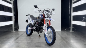 Motocicleta Todoterreno de Alto Rendimiento, 4 Tiempos, 200CC, Gran Potencia, >80km/h, para Aventuras y Senderos, Fabricada en China - Product Image 5