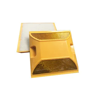 Highway Road Cat Eyes Plastic Road Marking Pavement Reflector