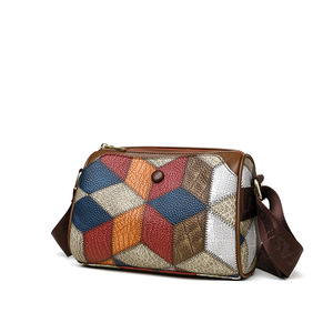 Nuova Borsa Cilindrica Trendy 2025 in Similpelle, Ampia e Piccola, Versatile. Può Essere Portato Diagonale su Qualsiasi Superficie - Product Image 3