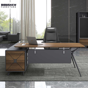 Bàn làm việc giám đốc, bàn làm việc hình chữ L hiện đại, sang trọng, chất liệu gỗ, kiểu tối giản, có khóa, kèm ngăn kéo. - Product Image 1