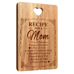 Tabla de cortar de madera de haya estilo japonés de 13x8 pulgadas con mango en forma de corazón, tabla de cortar de madera maciza para cocina, regalo para el Día de la Madre - Product Image 3