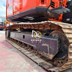 Excavatrice sur chenilles Hitachi EX135US d'occasion, très bien entretenue, du Japon, capacité 13,5 tonnes, 95% neuve, moteur et pompe inclus, matériel de terrassement - Product Image 5