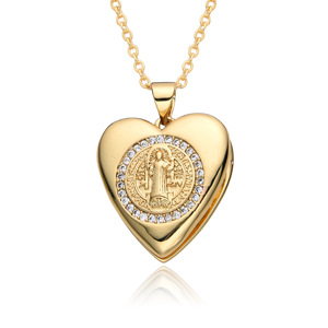 KOMI Collier pendentif avec cadre photo plaqué or 18 ct CZ Love Heat pour femme avec médaillons cœur vierge marie pour femme - Product Image 2