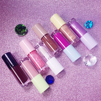 Gloss à lèvres hydratant transparent fruité effet brillant, enrichi à la noix de coco, naturel, végétalien, sans produits chimiques, résistant à l'eau, marque privée