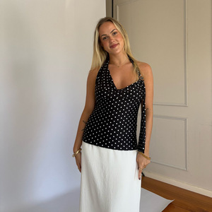 เสื้อสายเดี่ยวคอวีลายจุดสำหรับผู้หญิง แขนกุด เปิดหลัง สไตล์ฤดูร้อน ทรงพอดีตัว ผ้าโพลีเอสเตอร์ สำหรับการค้าข้ามพรมแดน ปี 2025 - Product Image 3