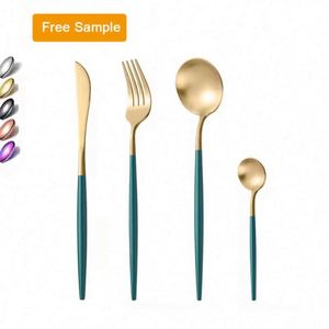 Coffret Cadeau Personnalisable de 4 Pièces en Acier Inoxydable 304 Poli Miroir, Style Classique, Poignée Épaissie, Qualité Hôtelière Haut de Gamme, Couleurs au Choix - Product Image 1