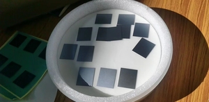 Oblea de silicio cortada con precisión ultrapura: ideal para aplicaciones microelectrónicas y fotovoltaicas de alto rendimiento. - Product Image 4