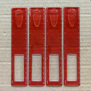 Оптовая продажа: линейка <span class=keywords><strong>3</strong></span>-в-<span class=keywords><strong>1</strong></span> с логотипом на заказ, 15 см, двойная шкала, с увеличительным стеклом и зажимом для заметок, прямая линейка для студентов - Product Image 2