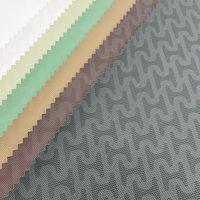 Tissu tricoté en pongé mat 100 % polyester ultra-fin enduit PU 75D Ripstop, imperméable et respirant, pour vestes d'hiver d'extérieur