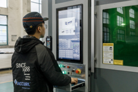 Machine de découpe laser à fibre CNC en métal Offre Spéciale 3000W avec système d'entraînement de servomoteur contrôle Cypcut prix compétitif