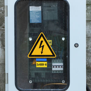 Paquete de envío privado personalizado No tocar Señales de no fumar Peligro de alta temperatura Productos frágiles Etiquetas adhesivas de advertencia - Product Image 5