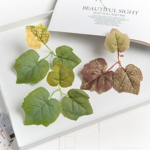 Three-Forked Grape <b>Leaves</b> Artificial Vine Green Red Yellow 13cm <b>Decorative</b> Plant <b>Wall</b> Hanging Home Wedding Props - Product Image 3