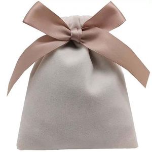 Customized Logo Velvet <b>Drawstring</b> <b>Bag</b> for Gift Shopping Cosmetics <b>Makeup</b> - Product Image 1