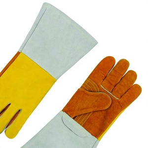 Guantes de Soldadura HOLY SIGNS INTERNATIONAL HSI-0010 de 16 Pulgadas, de Piel de Vaca, con Forro Polar, Resistentes al Calor, al Fuego y a las Salpicaduras de Metal Fundido - Product Image 3
