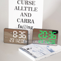 Vente flash - Horloge numérique LED avec réglage de la luminosité, commande vocale, affichage de l'heure, du calendrier et de la température, réveil numérique pour la maison et le bureau