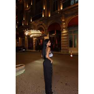 Pantalon taille haute en tissu de coton noir avec détails en pierre - Product Image 3