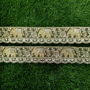 Encaje JK Elegante, Romántico y Ecológico, 100% Poliéster, Estilo Floral, con Bordado Intrincado y Borde de Encaje - Product Image 1
