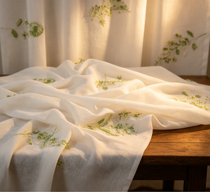 Tissu en mousseline de soie française tissé de haute qualité, élégant, avec broderie de perles et de paillettes, pour la confection de robes de soirée et de mariage pour garçons - Product Image 3