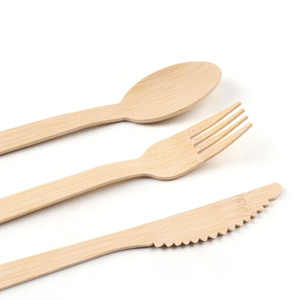 Venta al por mayor ecológico resistente al calor tenedor cuchara cuchillo conjunto con servilleta <span class=keywords><strong>de</strong></span> papel <span class=keywords><strong>de</strong></span> bambú <span class=keywords><strong>cubiertos</strong></span> desechables <span class=keywords><strong>de</strong></span> madera - Product Image 3