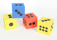 Jeu de dés de luxe écologiques et durables de forme carrée