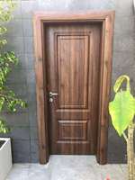 Porte battante en WPC PVC de haute qualité, nouveau style, imperméable et résistante à l'humidité, porte en WPC pour hôtel