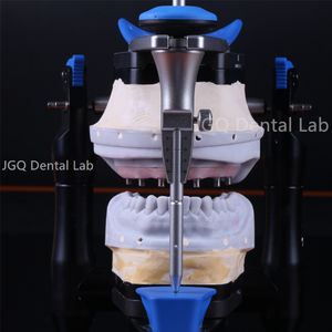 Support d'implant Restaurations dentaires Pont <span class=keywords><strong>en</strong></span> <span class=keywords><strong>zircone</strong></span> vissé avec barre <span class=keywords><strong>en</strong></span> titane Laboratoire <span class=keywords><strong>dentaire</strong></span> chinois - Product Image 6