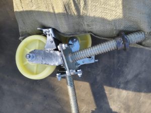 Roue d'<span class=keywords><strong>échafaudage</strong></span> en acier de construction de sécurité industrielle de haute qualité avec jambe réglable résistant à la corrosion de haute résistance - Product Image 3